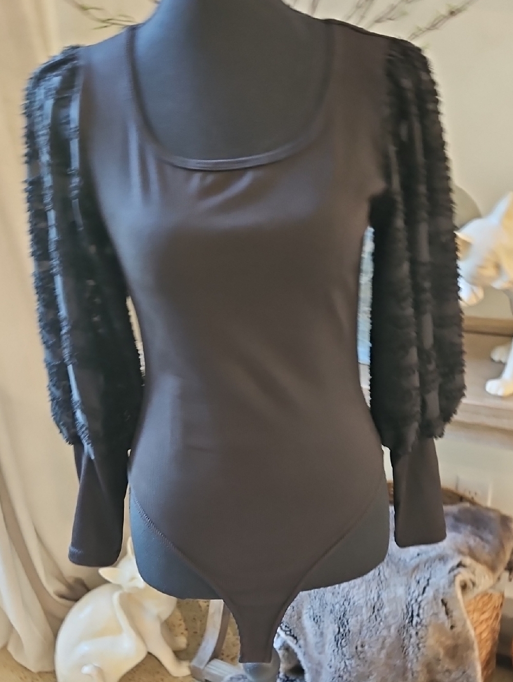 ANDTHEWHY Women's Black Long-Sleeve Bodysuit with Textured Sleeves. Size S